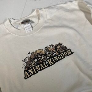 Disney Animal Kingdom Sweatshirt 2XL Walt‎ Disney World Safari Graphic Crewneck